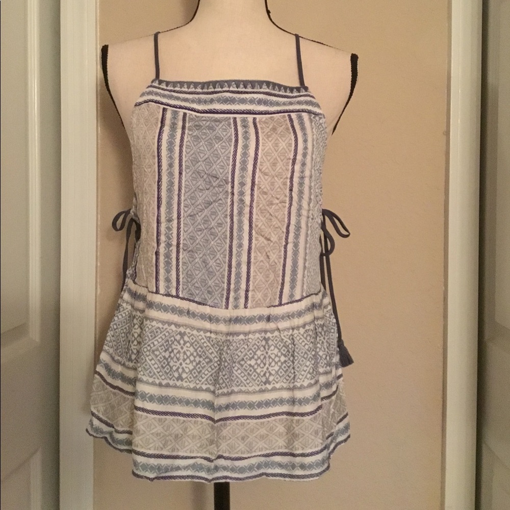 LoveStitch Top M side tie detail